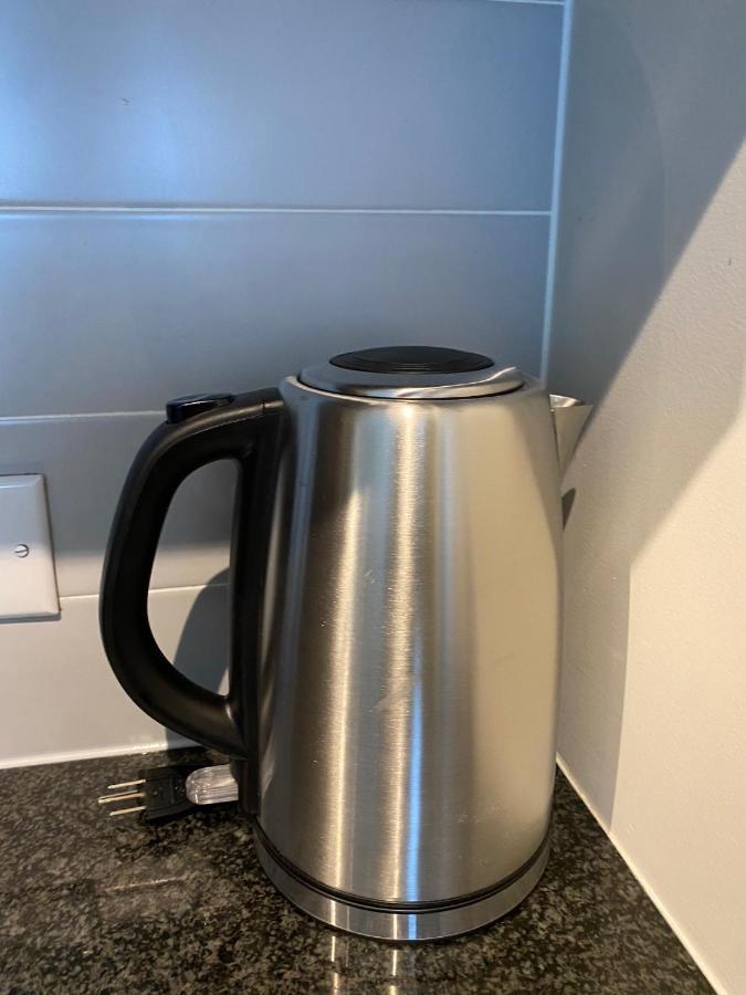 Cozy 2 Bedroom Free Parking Downtown Toronto 1Min Scotiabank Arena Tff Cn Tower Rogers Centre Union Station Exterior photo